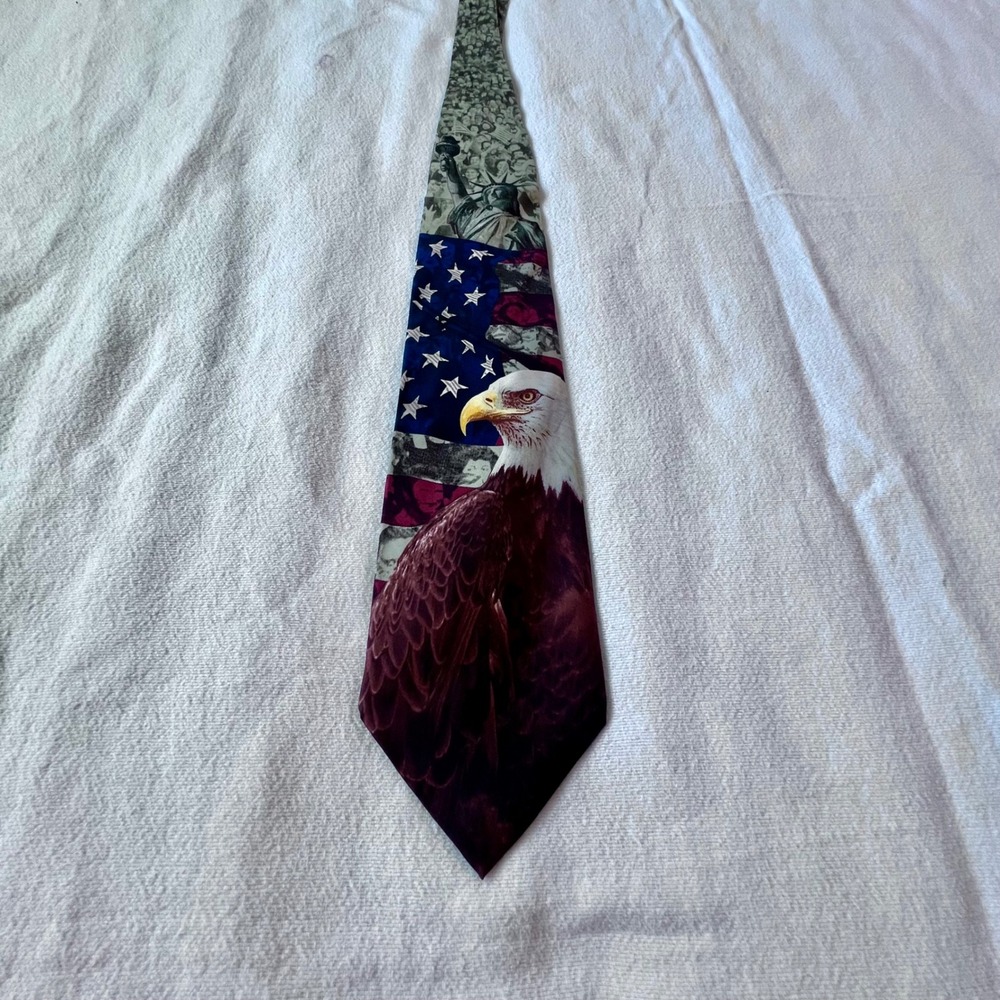 Eagles Wings Mens Silk Tie American Flag Bald Eagle Statue of Liberty Patriotic - Picture 2 of 6